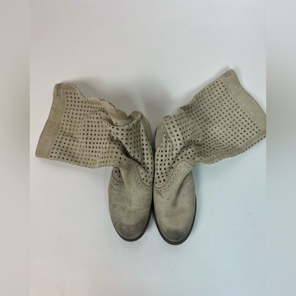 Vintage 2000s Tan/Ivory Diesel Unique Preforated Cowboy Boots Size EU 37 - Picture 6 of 14